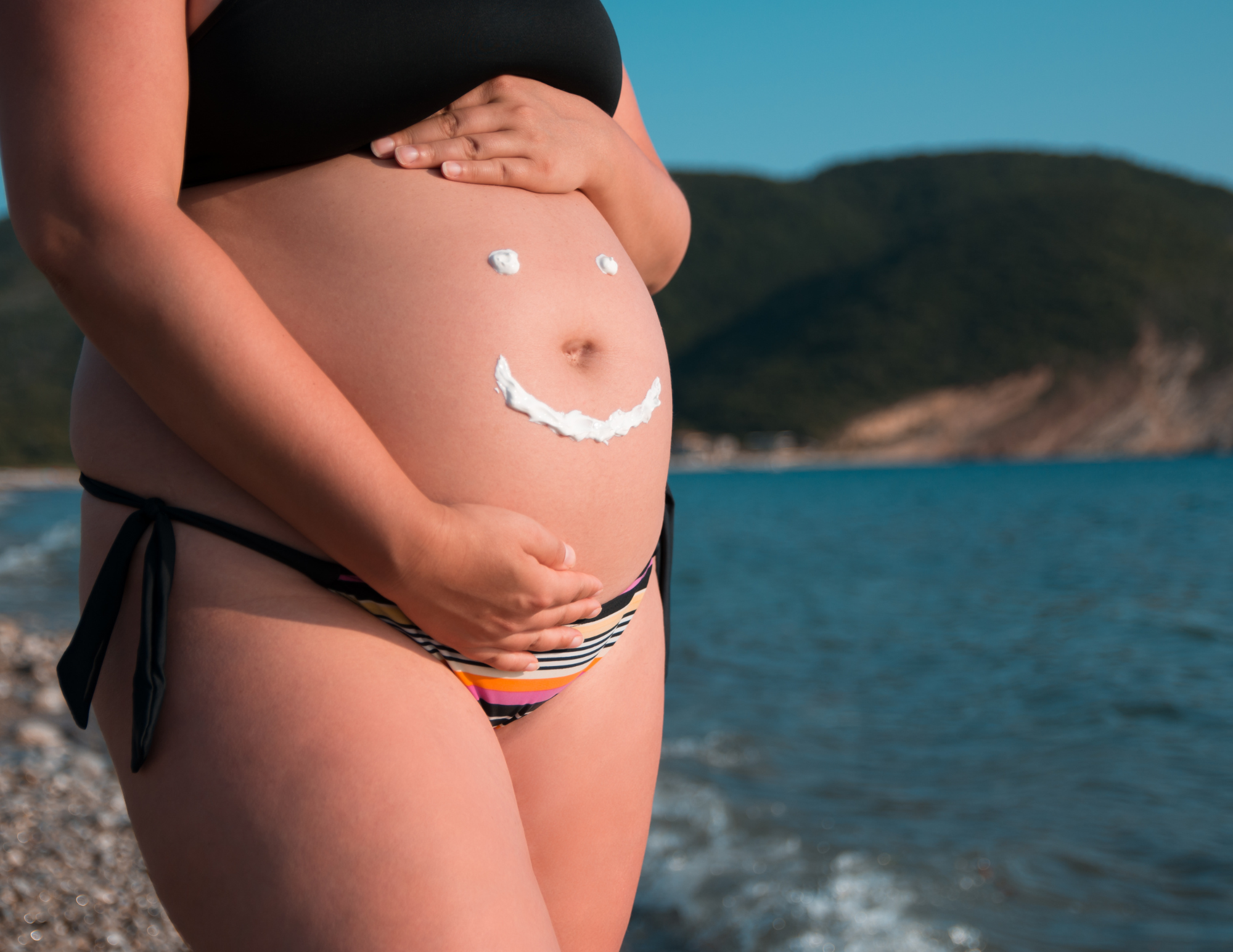 Sunshine and Baby Bumps: Essential Tips for Thriving in a Summer Pregnancy