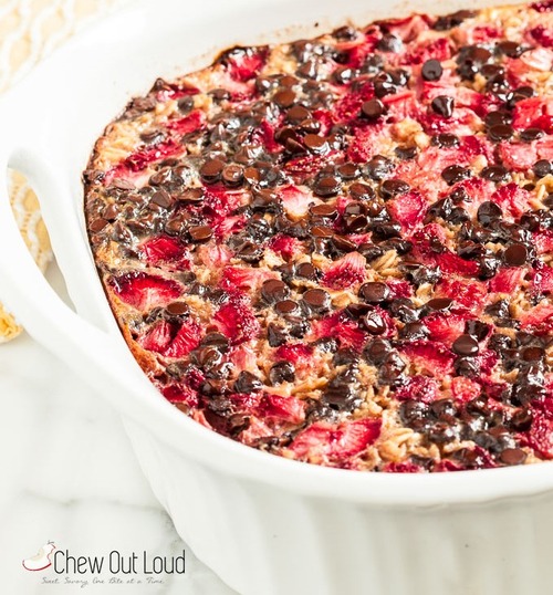 Valentine's Breakfast for Kids strawberry chocolate baked oatmeal photo